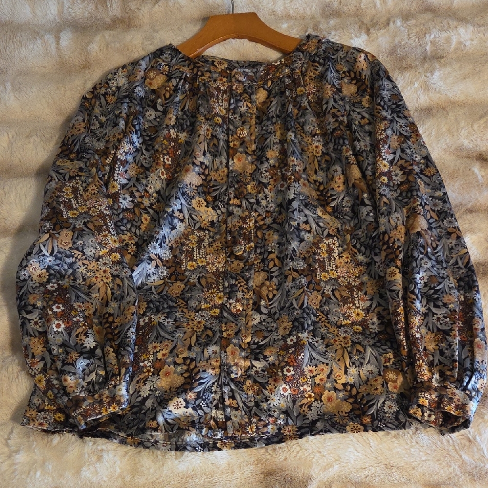 Vintage Retro Floral Womens Long Sleeve Button Down